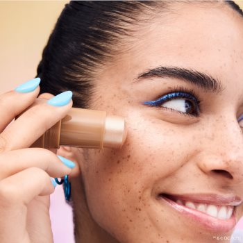 essence Superman iluminator stick - imagine 3